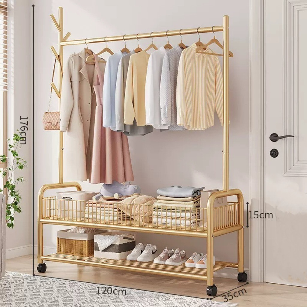 Vì sao nhiều người chọn giá treo quần áo trong phòng ngủ?